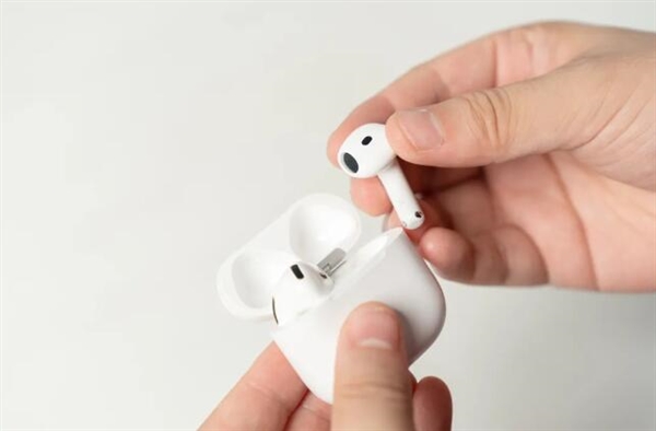 上手体验：你买我推荐 我买我真买！k8凯发全站AirPods 4
