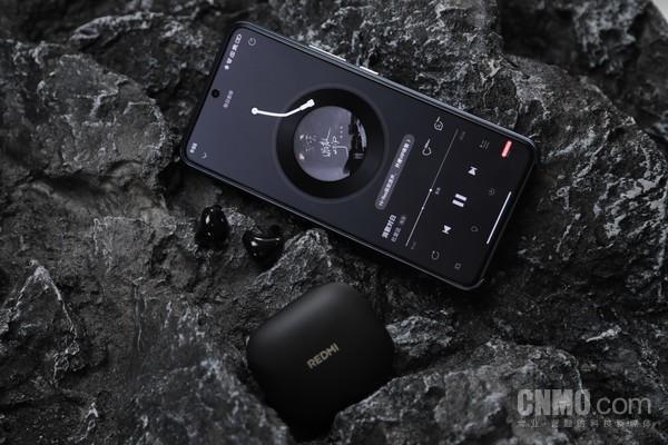 s 7S上手：半入耳也能主动降噪 静享舒适凯发K8旗舰厅AG客服REDMI Bud(图1)